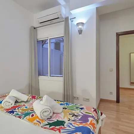 Sant Pau Apartment *