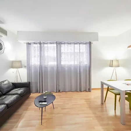 Barcelonaforrent The Suite